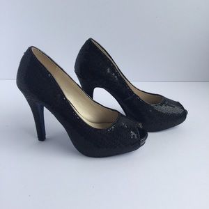 Wild Diva, Black Sequin point Toe stiletto Shoes